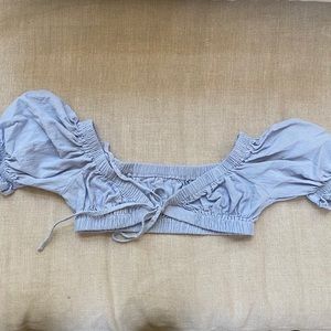 baby blue tie front puff sleeve crop top